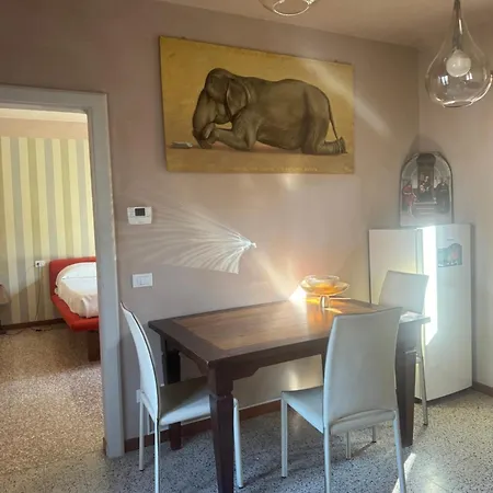 Residenza Grimerio Piano Primo Apartmán CastellʼArquato